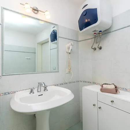 Levante & Est With Shared Pool - Happy Monte Petrosu