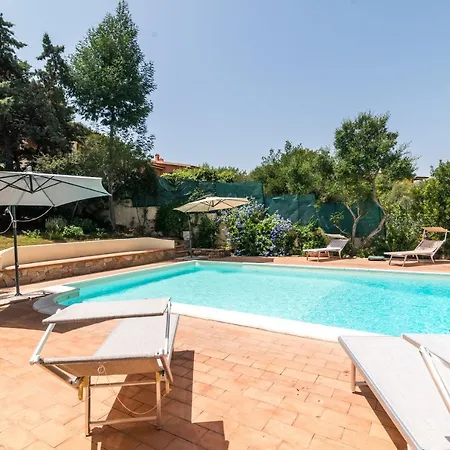 Levante & Est With Shared Pool - Happy *