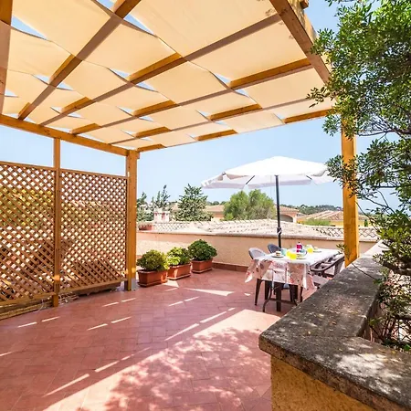 Levante & Est With Shared Pool - Happy *